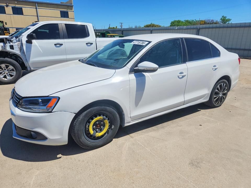 2013 VOLKSWAGEN Jetta
