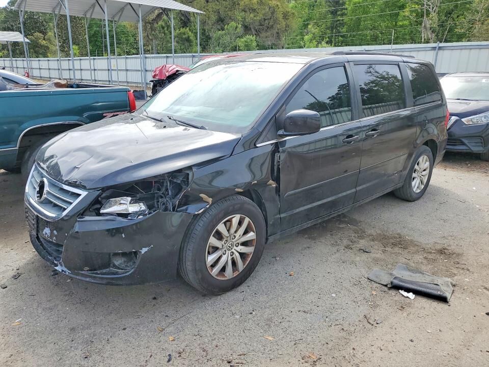 2013 VOLKSWAGEN Routan