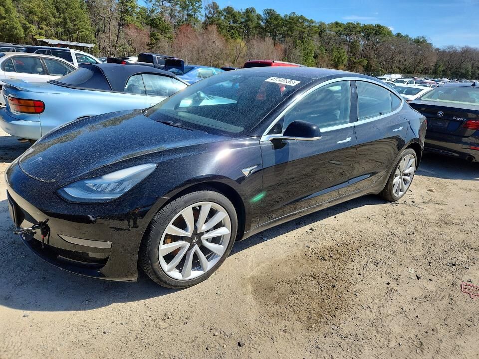 2018 TESLA Model 3