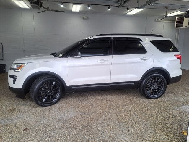 2019 FORD Explorer