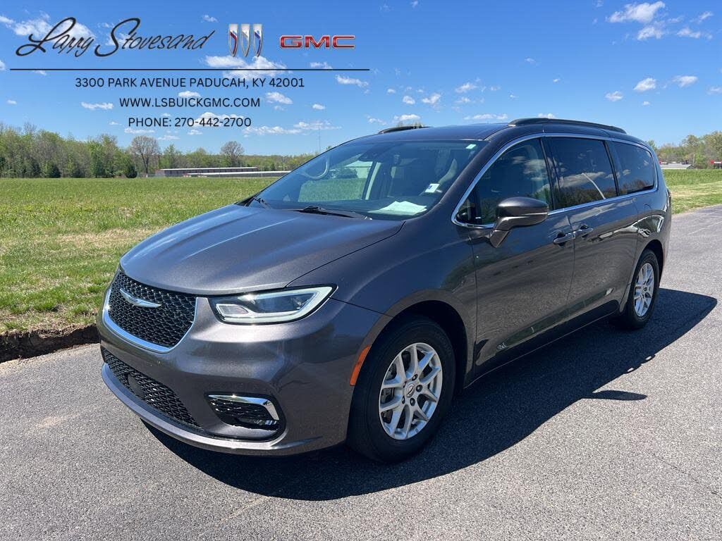 2022 CHRYSLER Pacifica