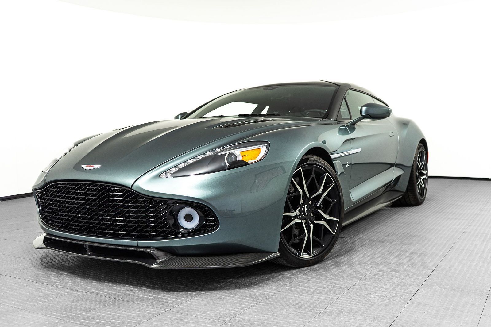 2019 ASTON MARTIN Vanquish Zagato