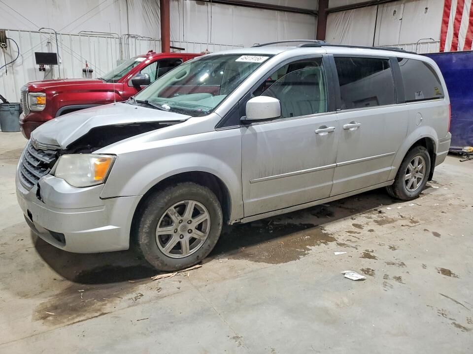 2010 CHRYSLER Town and Country