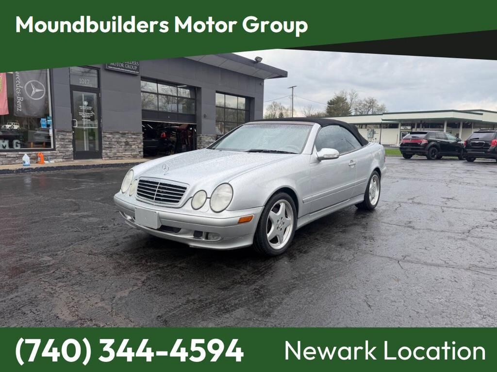 2002 MERCEDES-BENZ CLK-Class