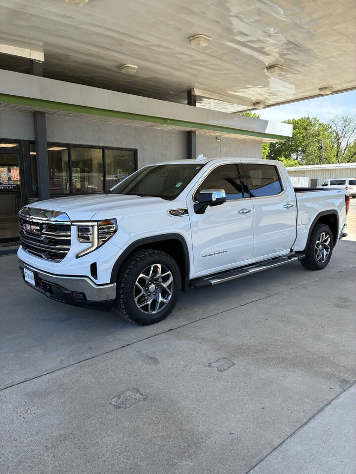 2022 GMC Sierra