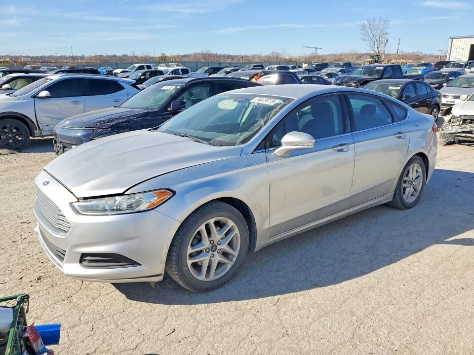 2016 FORD Fusion