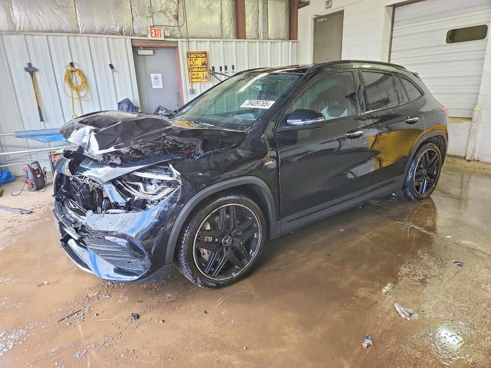 2021 MERCEDES-BENZ GLA-Class