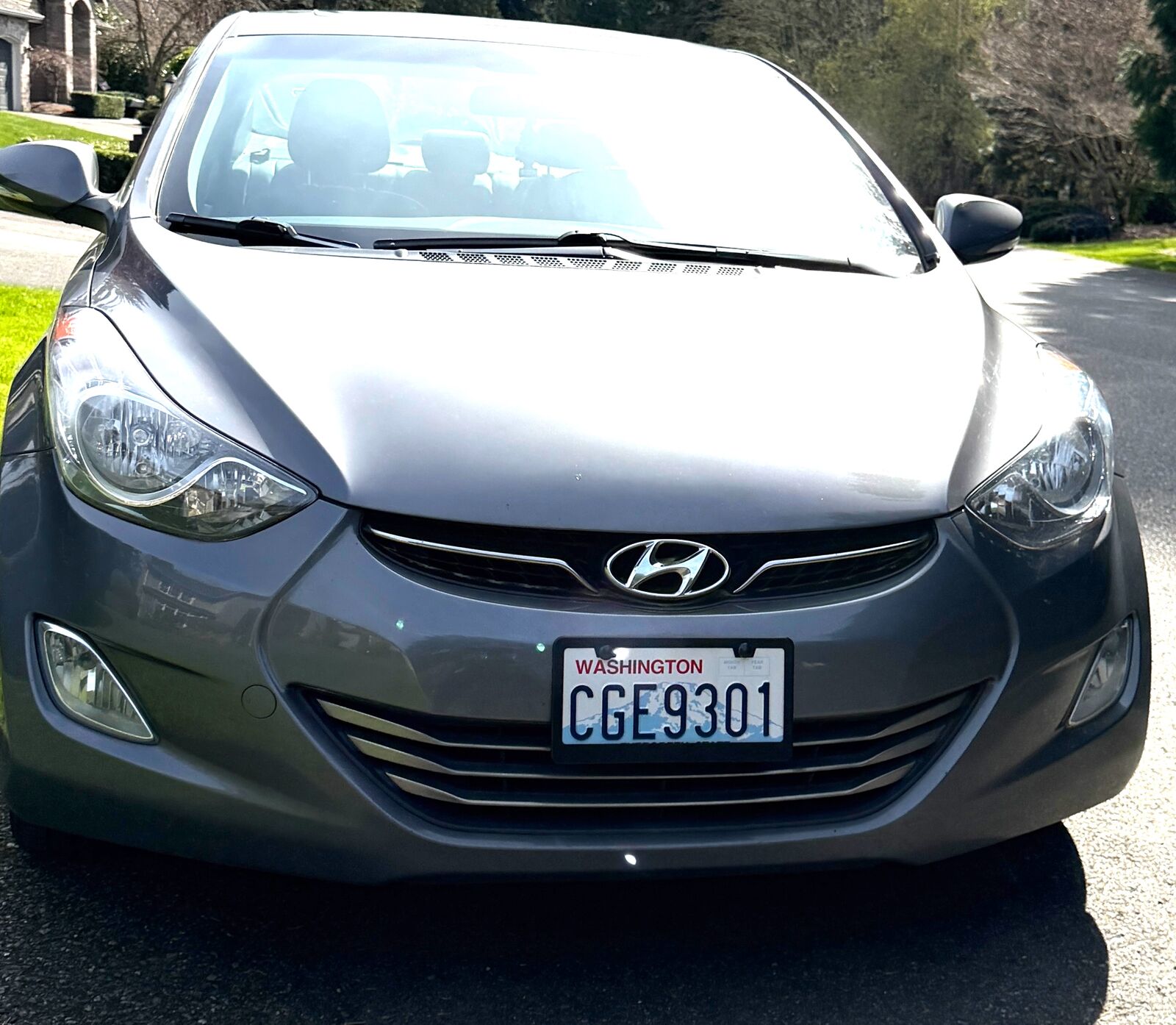 2012 HYUNDAI Elantra
