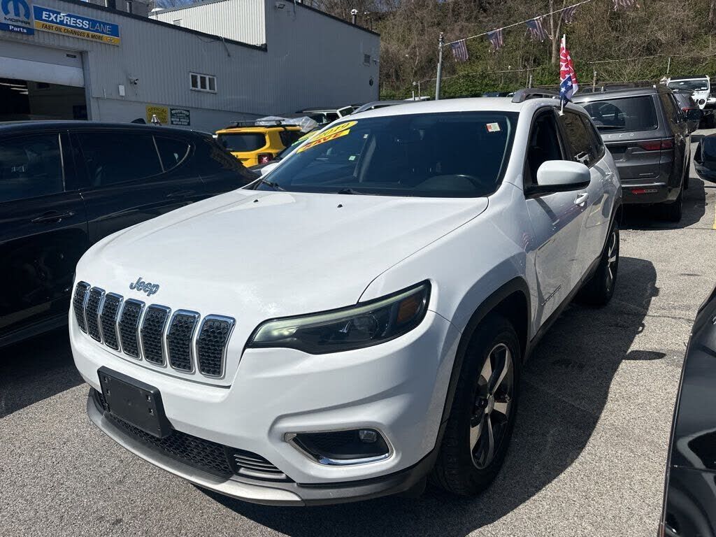 2019 JEEP Cherokee