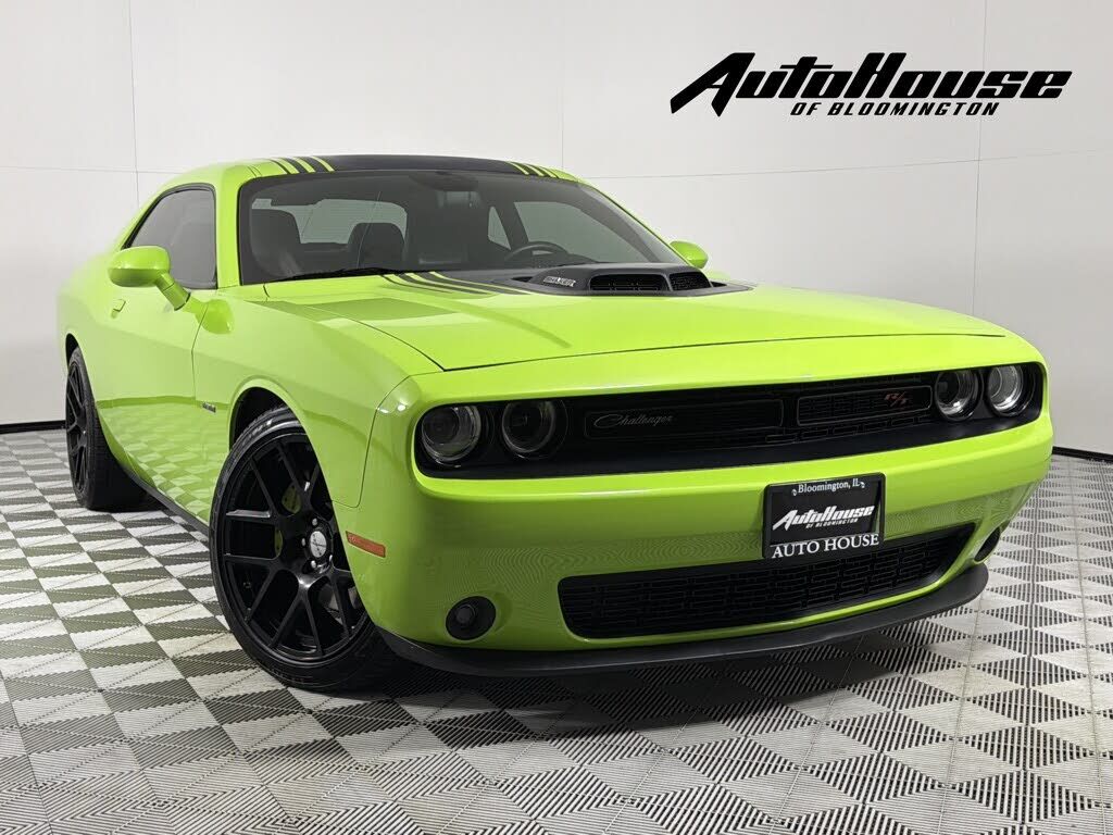 2015 DODGE Challenger