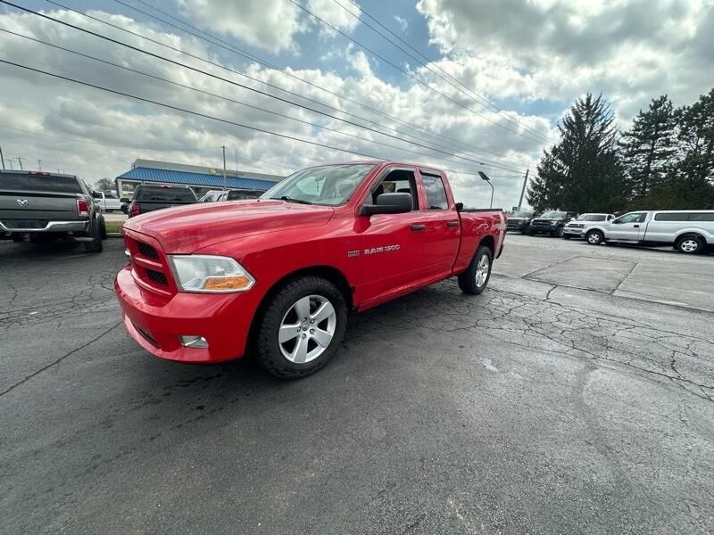 2012 DODGE Ram
