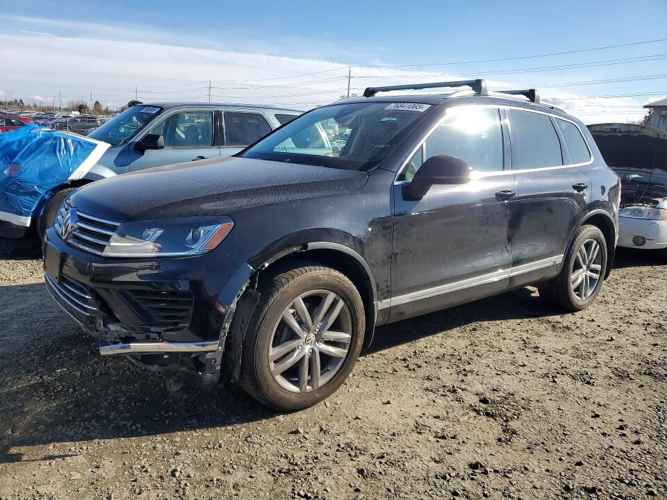 2016 VOLKSWAGEN Touareg