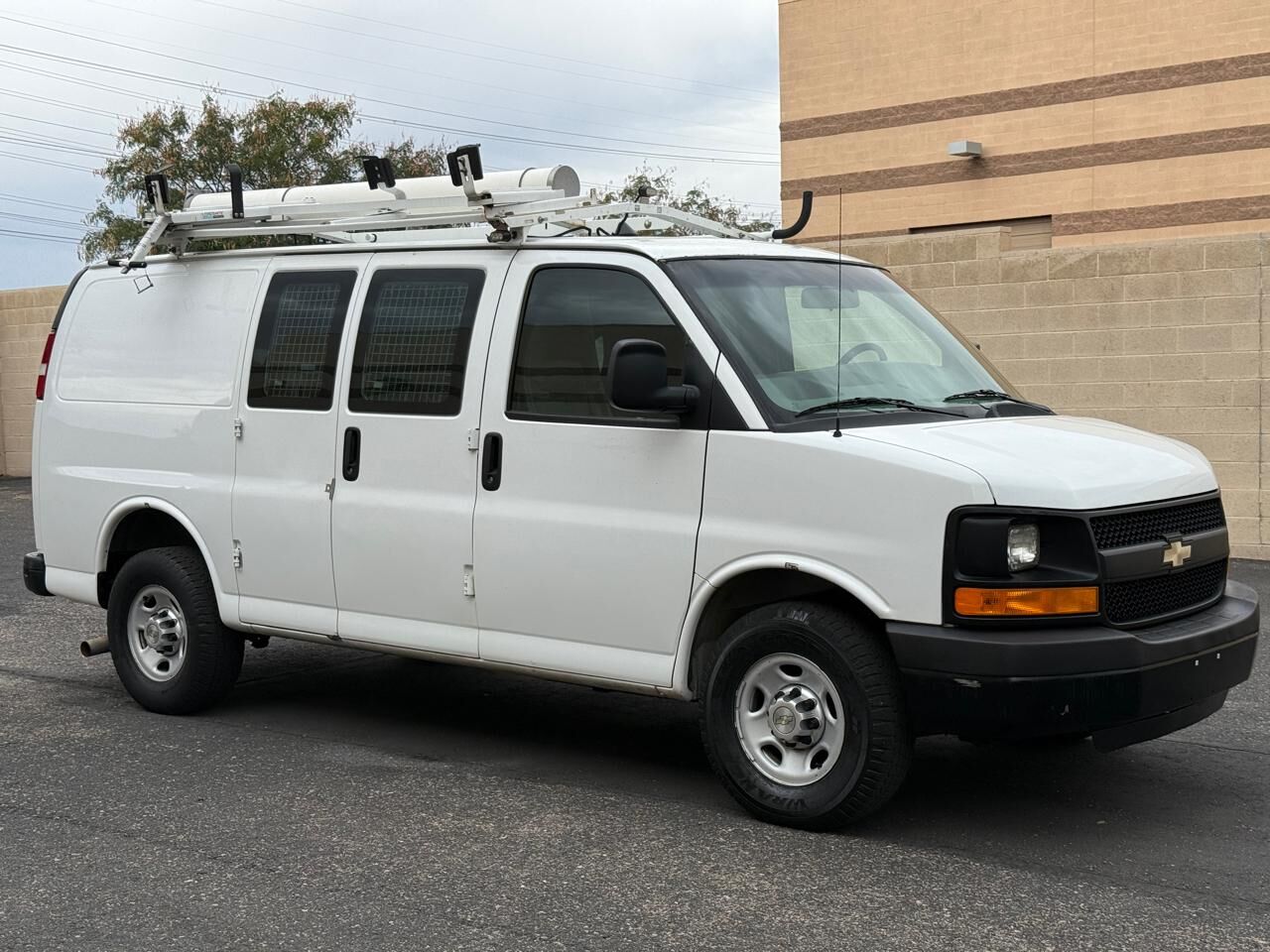 2013 CHEVROLET Express