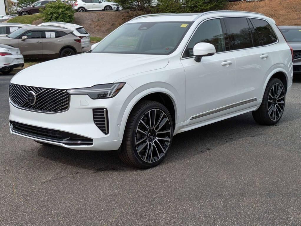 2026 VOLVO XC90