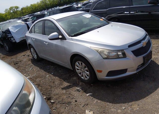 2011 CHEVROLET Cruze