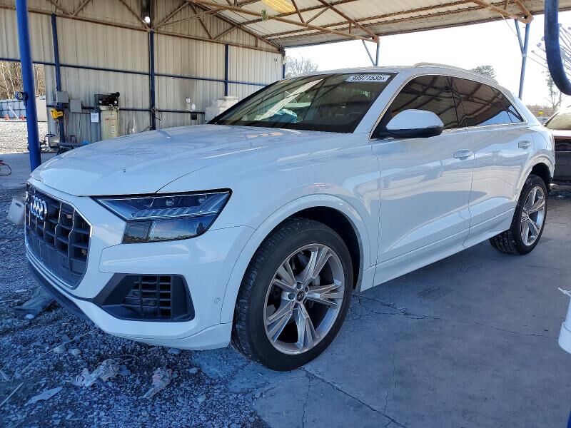 2023 AUDI Q8