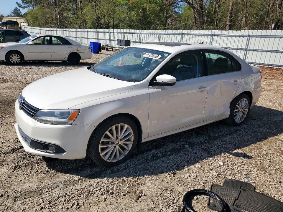 2012 VOLKSWAGEN Jetta