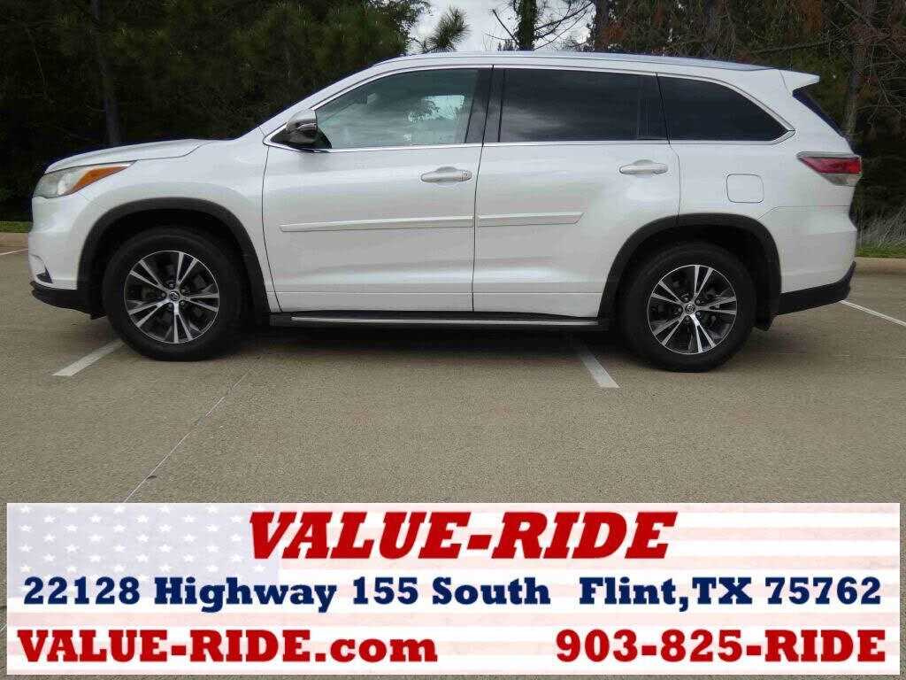 2016 TOYOTA Highlander