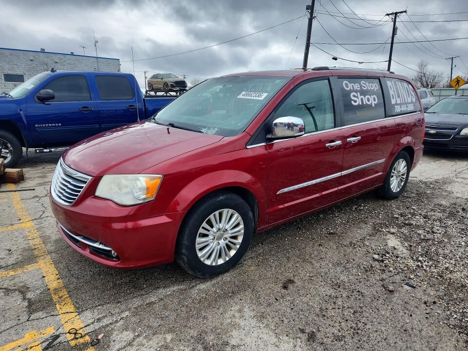 2012 CHRYSLER Town and Country