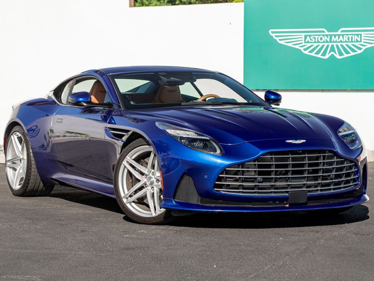 2024 ASTON MARTIN DB12