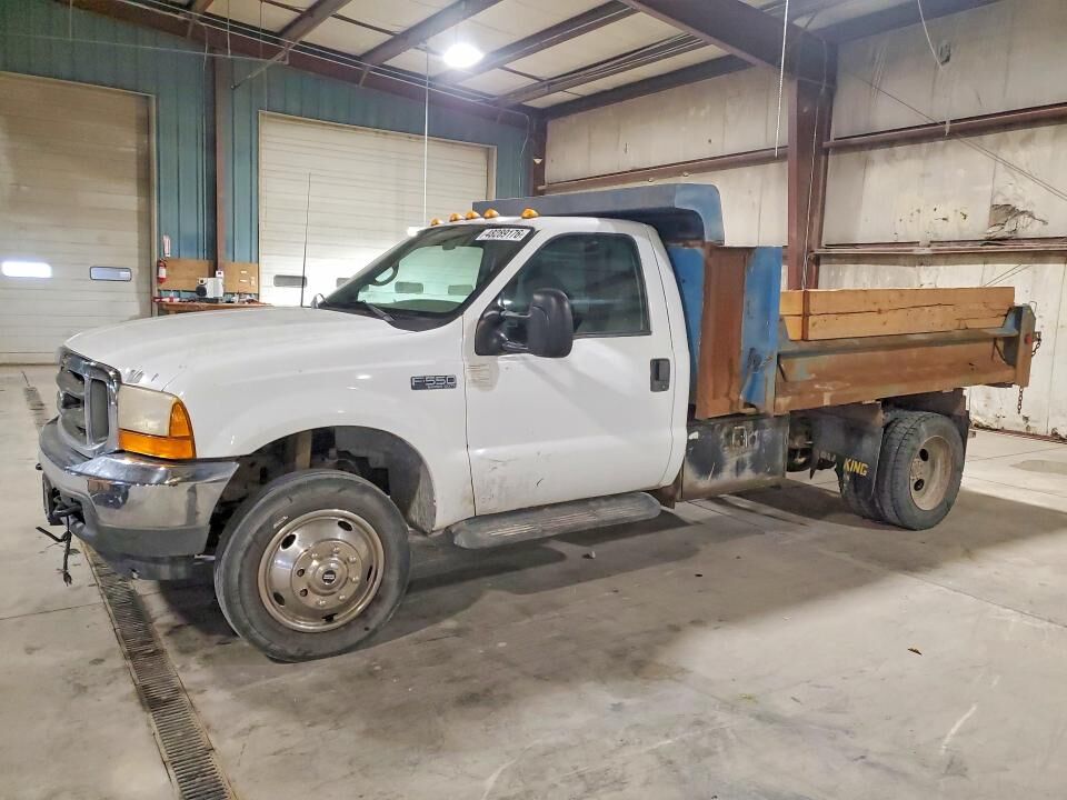 2001 FORD F-550