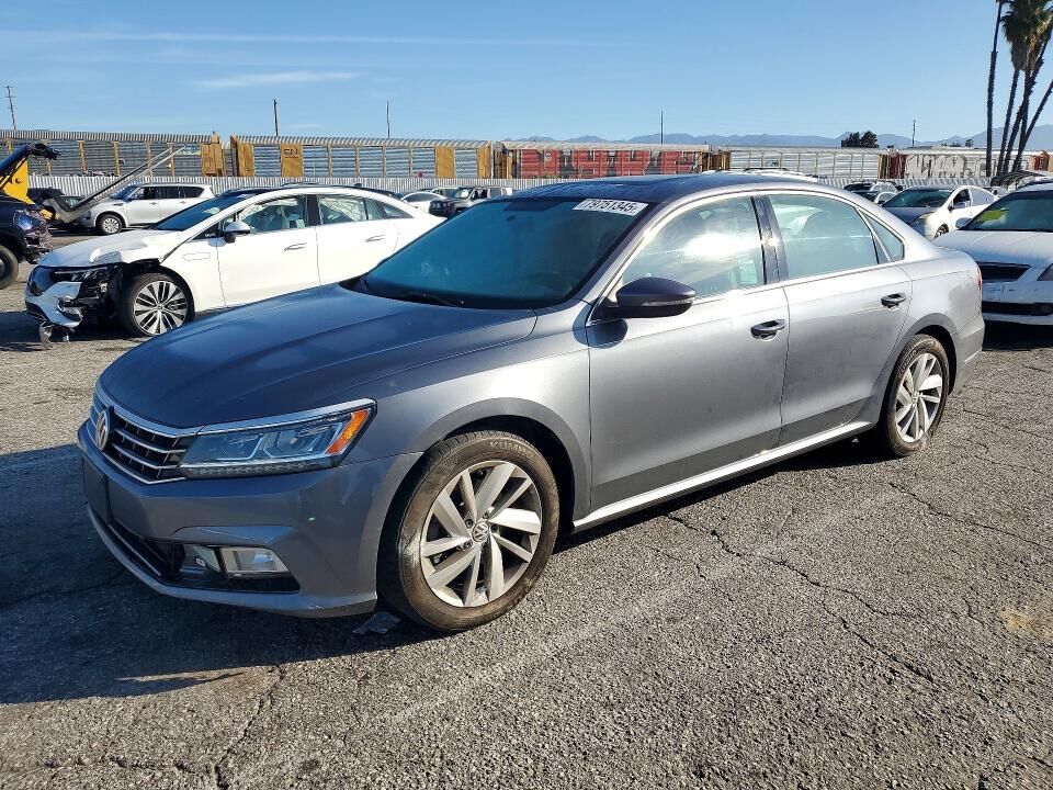 2018 VOLKSWAGEN Passat