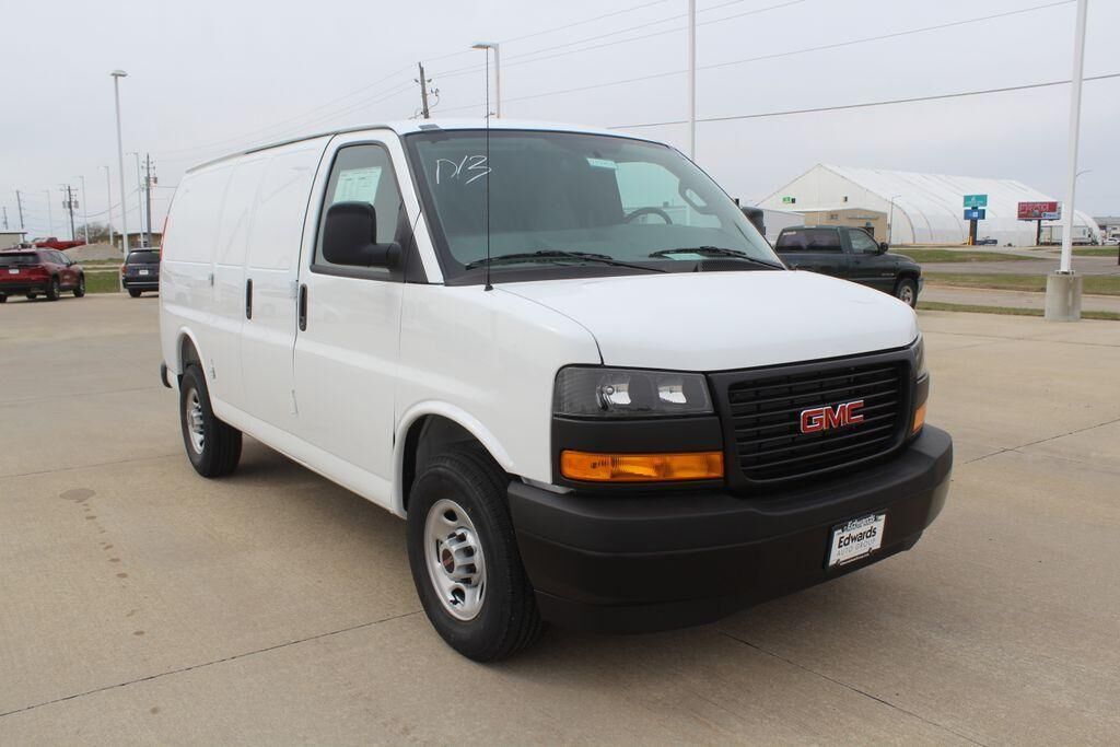 2026 GMC Savana