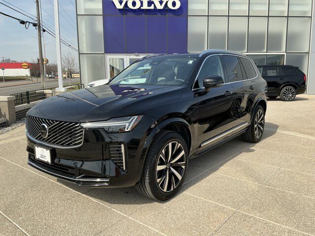 2025 VOLVO XC90