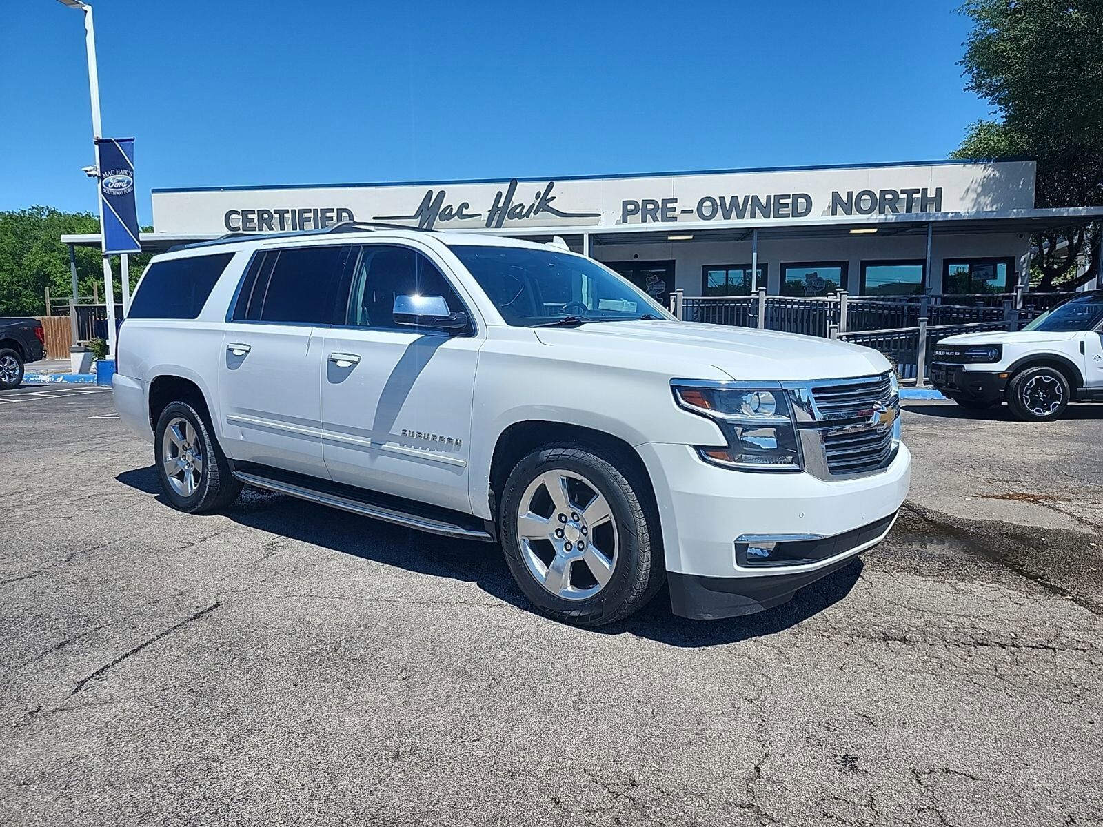 2017 CHEVROLET Suburban