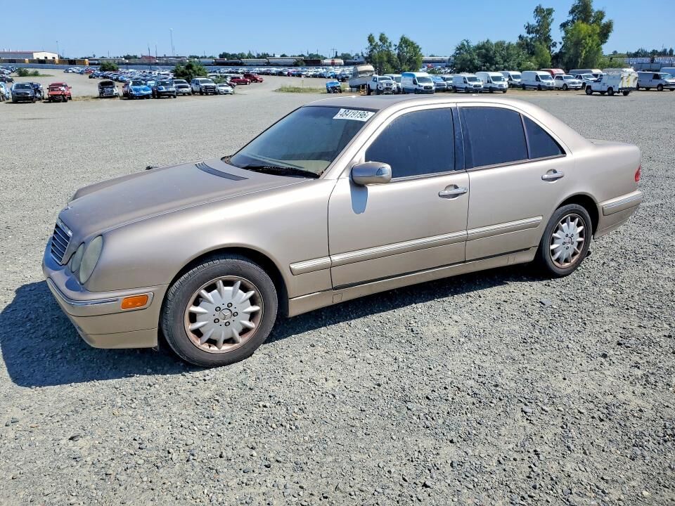 2000 MERCEDES-BENZ E-Class