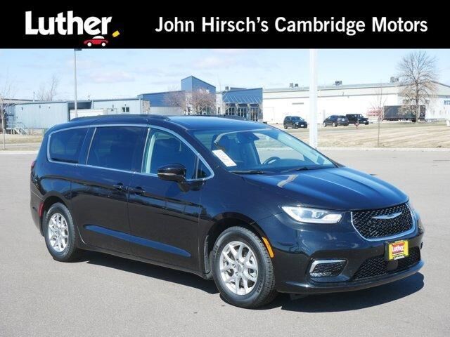 2022 CHRYSLER Pacifica