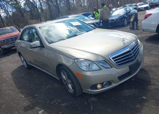 2010 MERCEDES-BENZ E-Class