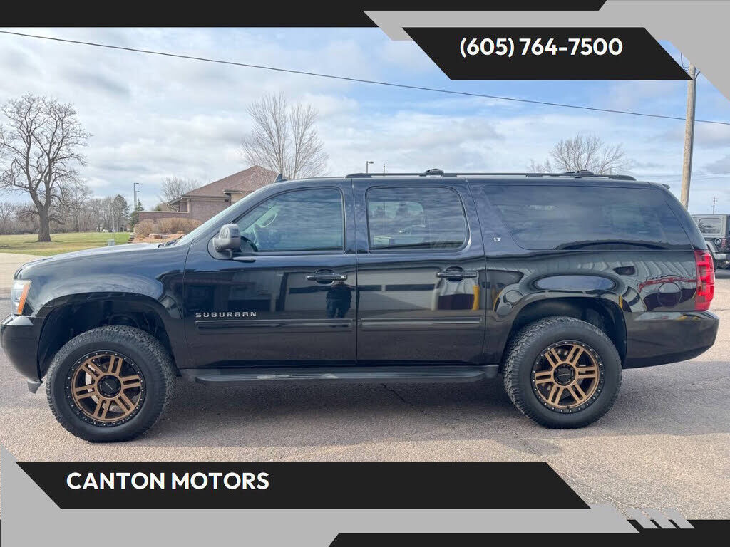 2013 CHEVROLET Suburban