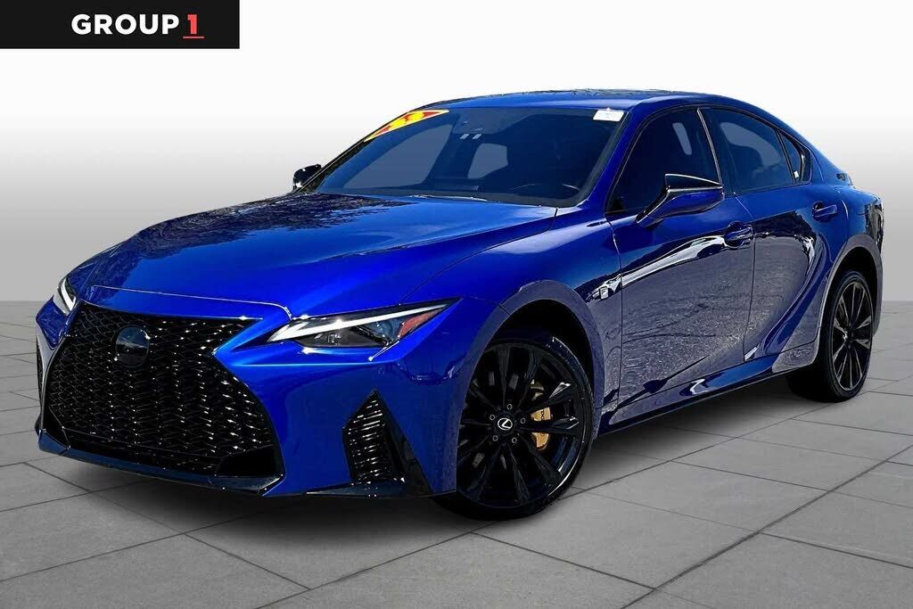 2023 LEXUS IS