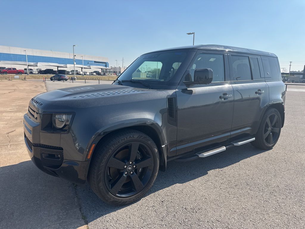 2023 LAND ROVER Defender