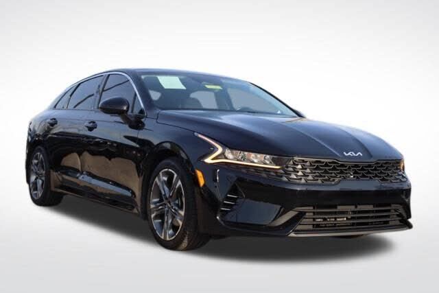 2022 KIA K5