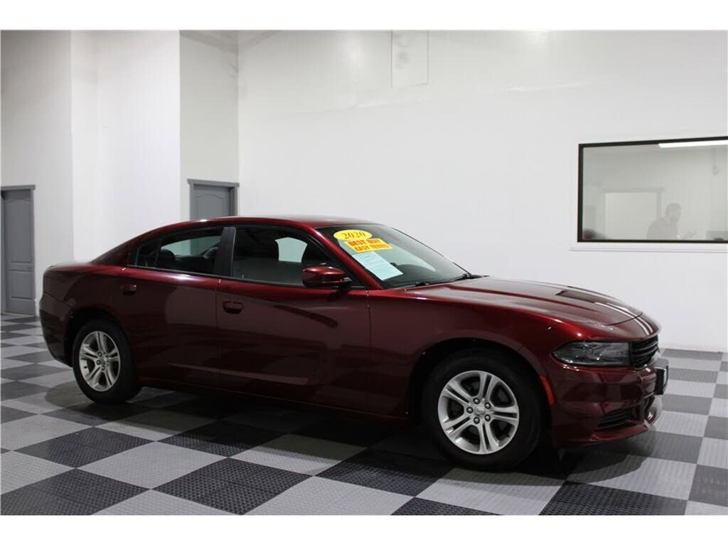 2020 DODGE Charger