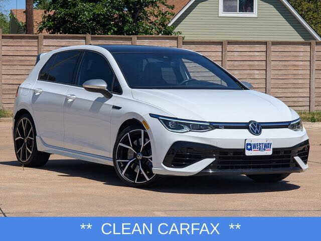 2022 VOLKSWAGEN Golf