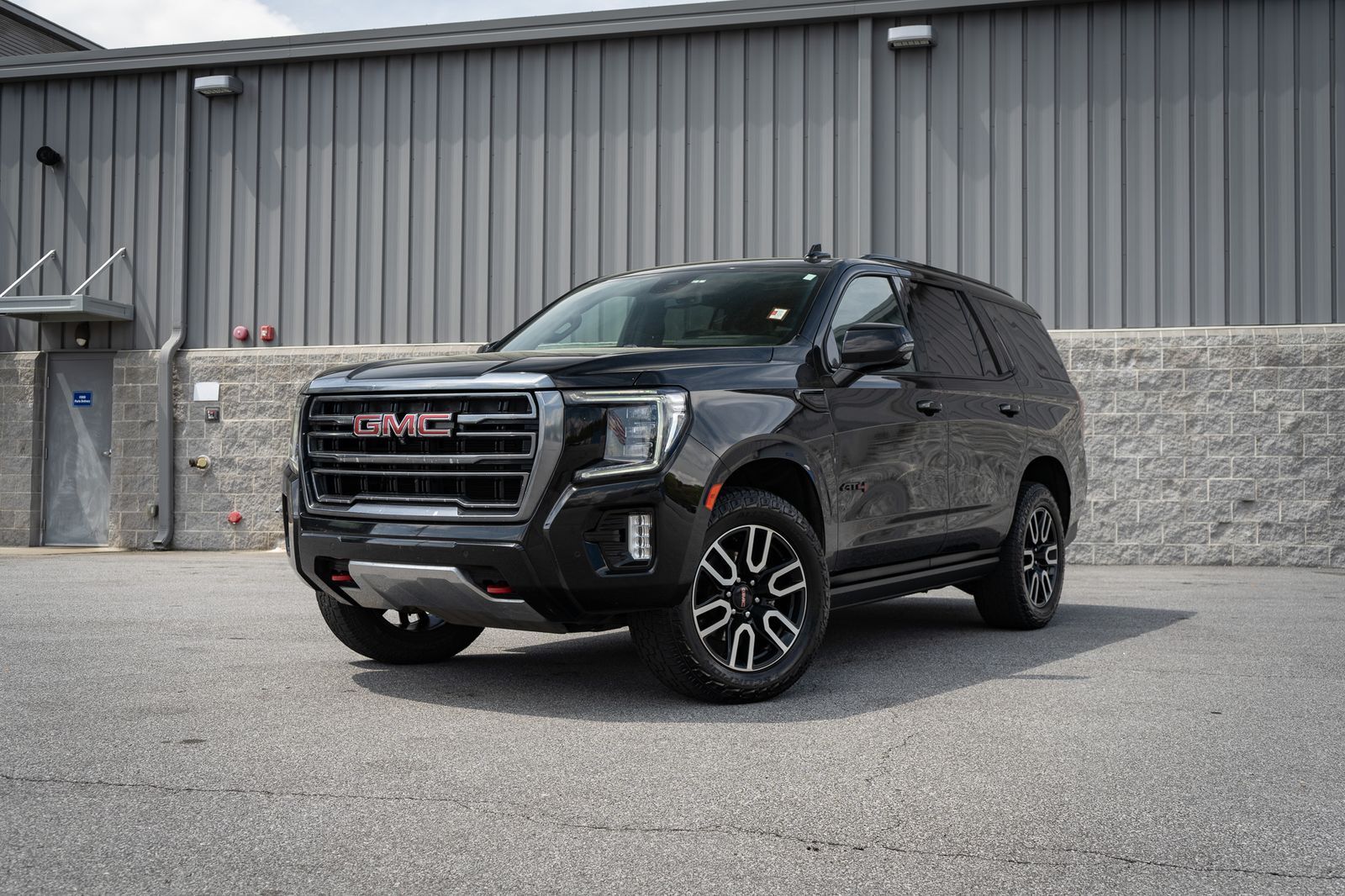 2023 GMC Yukon