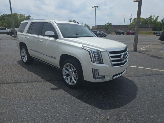2015 CADILLAC Escalade