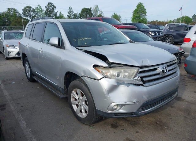 2012 TOYOTA Highlander