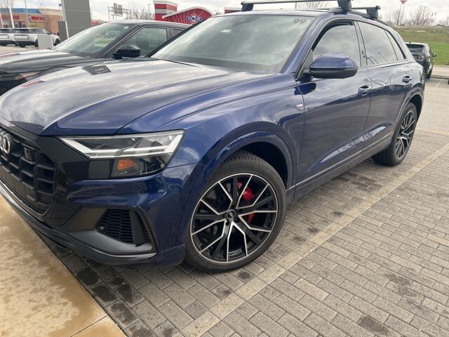 2020 AUDI Q8