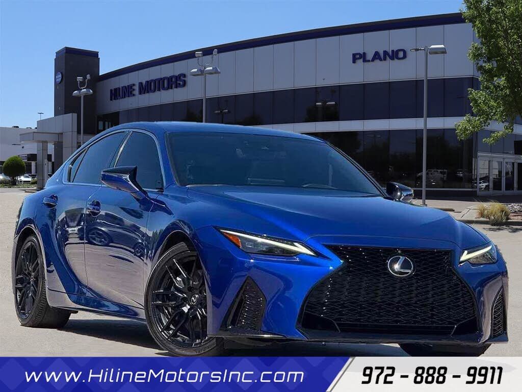 2023 LEXUS IS