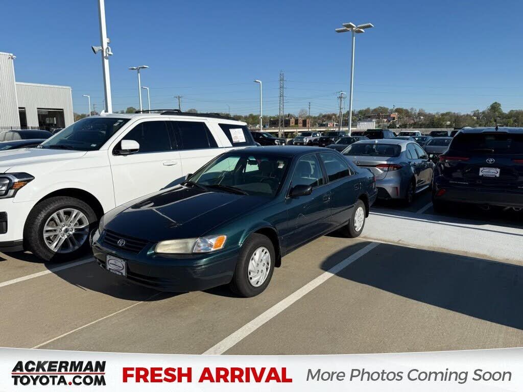 1998 TOYOTA Camry