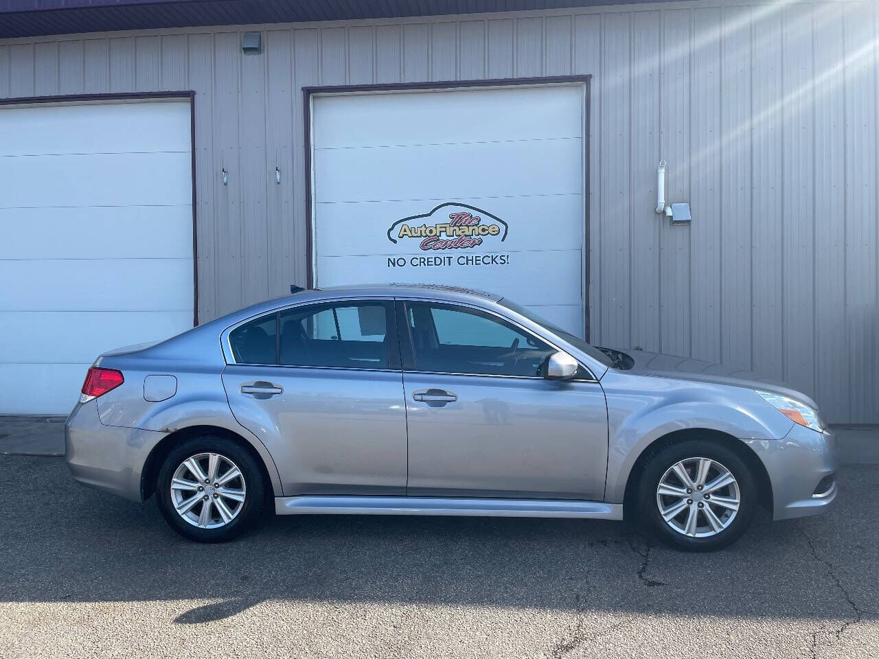2011 SUBARU Legacy