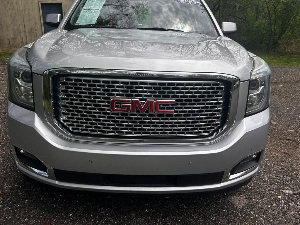 2017 GMC Yukon