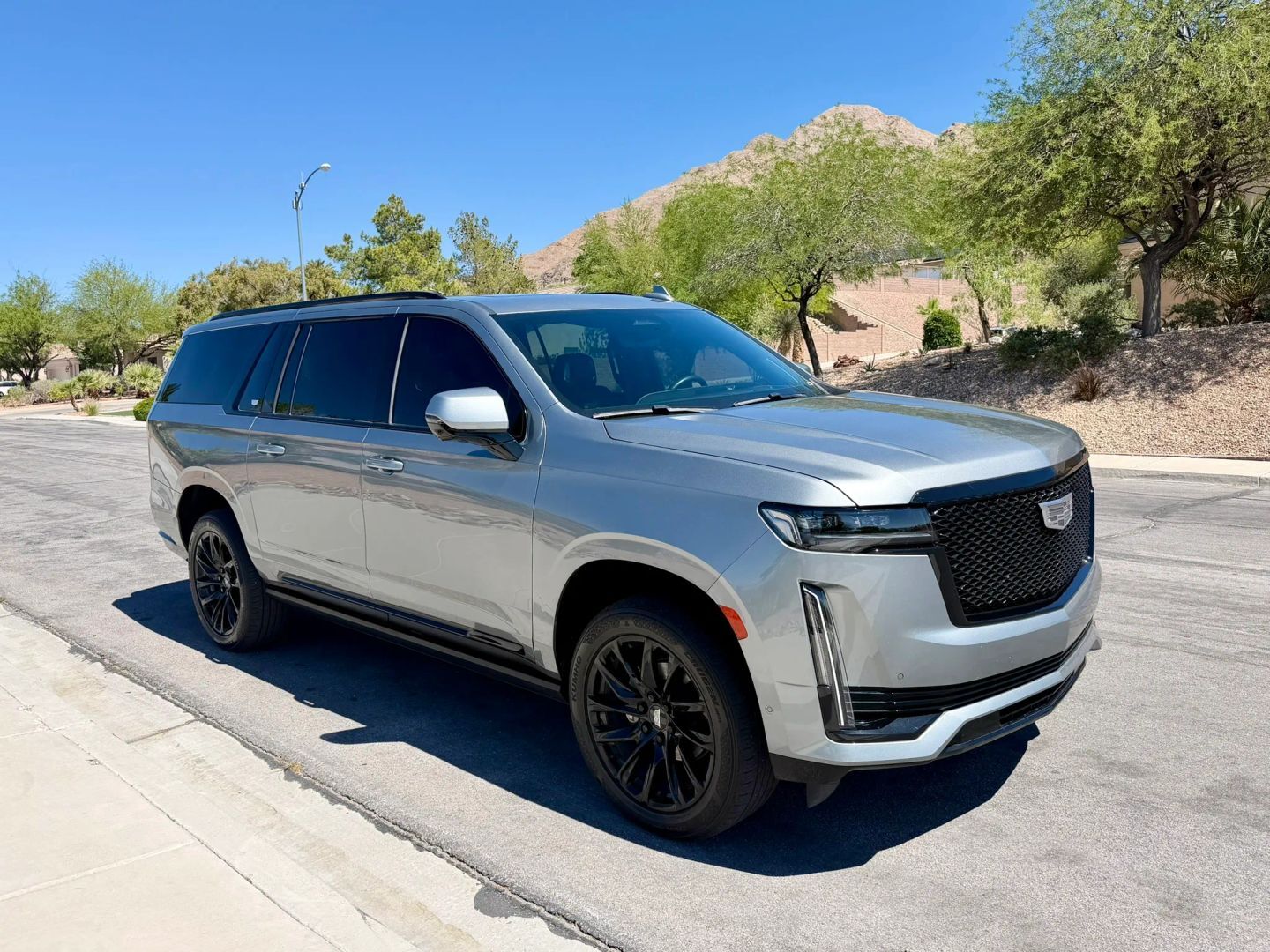 2023 CADILLAC Escalade ESV