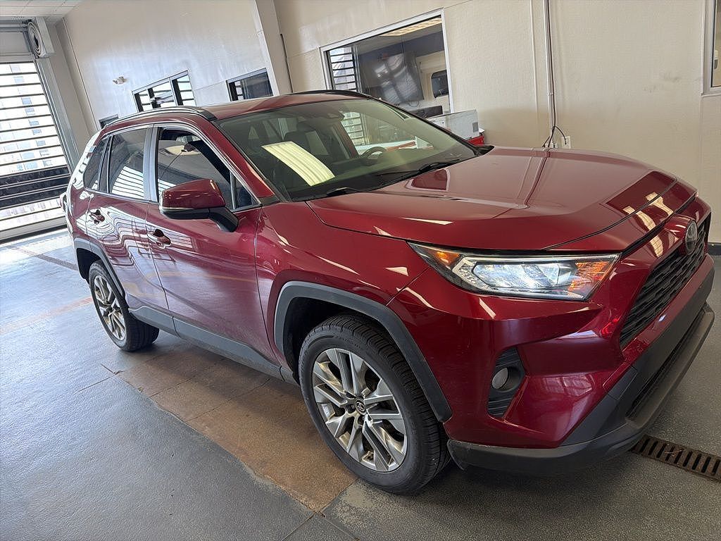 2019 TOYOTA RAV4