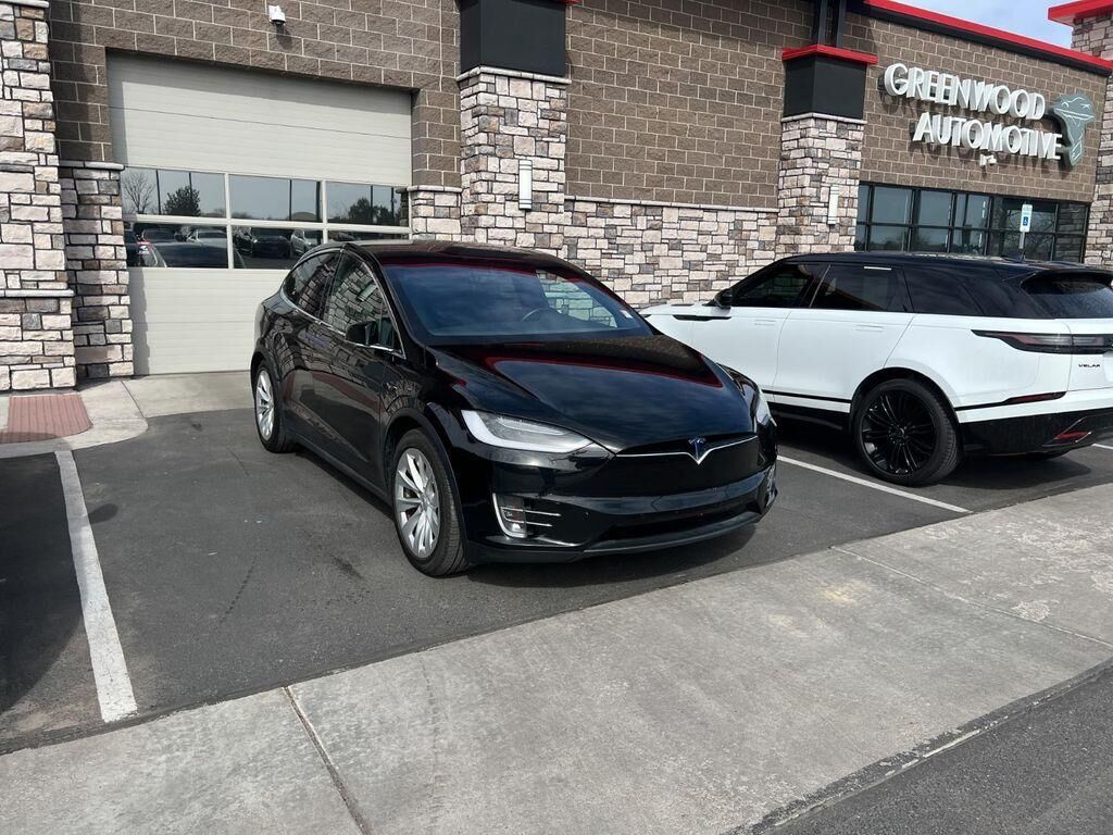 2018 TESLA Model X