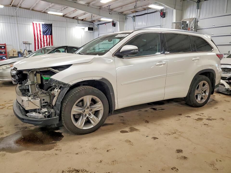 2015 TOYOTA Highlander